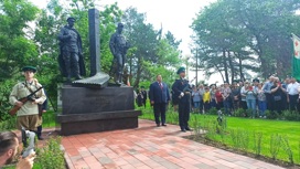 В Волгограде установили памятник пограничникам-защитникам Отечества