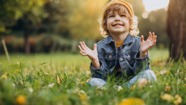 Психолог рассказал, как вырастить счастливого ребенка
