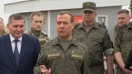 Дмитрий Медведев побывал на полигоне Прудбой в Волгоградской области