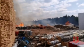 Четверо суток пожарные боролись с огнем в селе Тасеево
