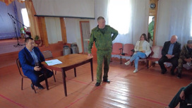 Ветхие школы, плохие дороги: ряд проблем озвучили жители сел Акшинского округа Андрею Гурулеву