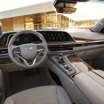 В России новые монстры из США: Cadillac Escalade против Chevrolet Tahoe