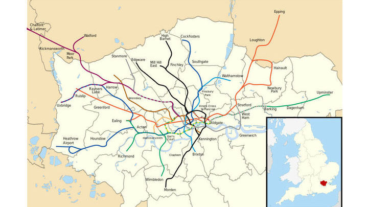 Лондонский метрополитен был выбран не случайно. Для многих путешественников он представляет определённую сложность, так как на одну станцию приходят поезда разных линий, а сами они ветвятся и даже петляют.