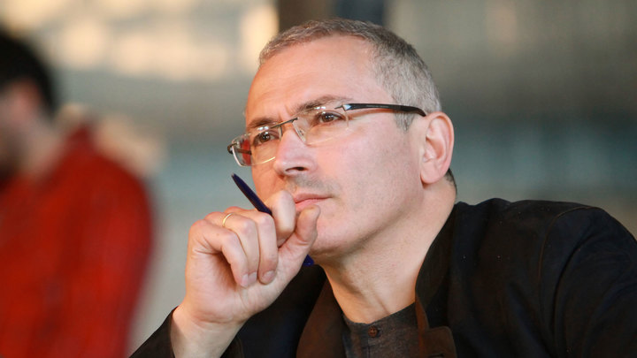 Убийство трех журналистов: Ходорковский отреагировал на заявление СКР