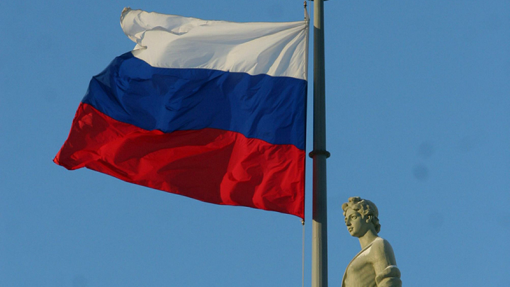 Высококвалифицированные специалисты получат вид на жительство в России