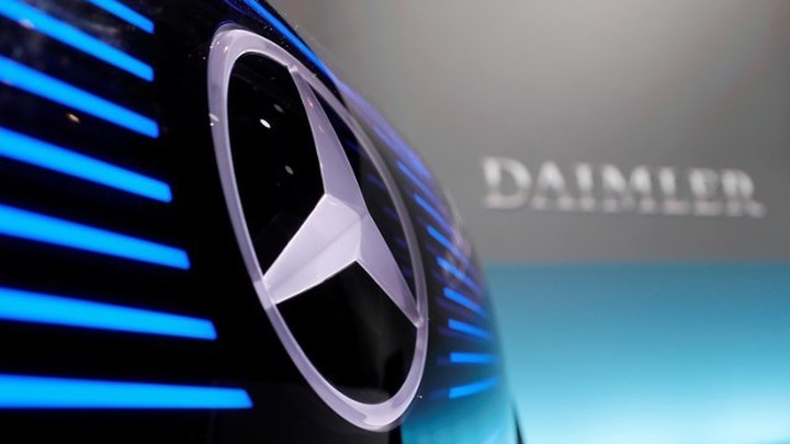 Концерн Daimler официально переименован в Mercedes-Benz