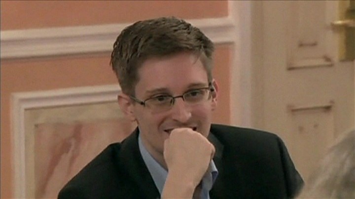 Эдвард Сноуден впервые станет отцом в России