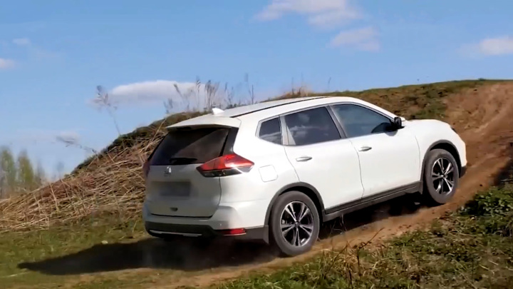 Свежая электронная начинка авто: X-Trail поднялся на новый уровень