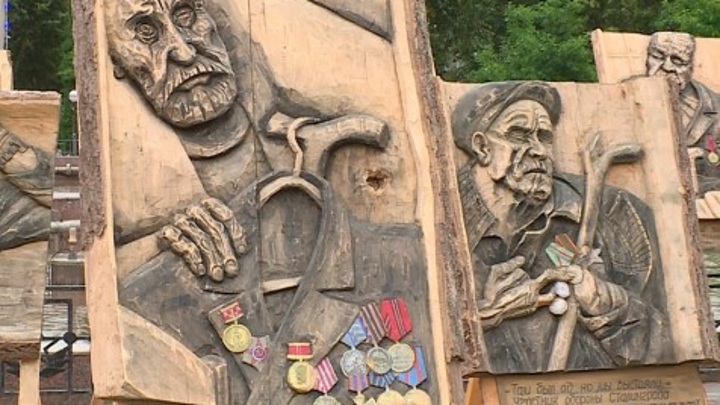 Передвижной музей в честь героев войны остановился в Калуге