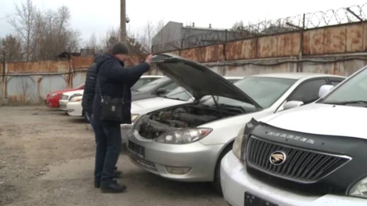 Жителю Новосибирска вернули машину, угнанную 15 лет назад