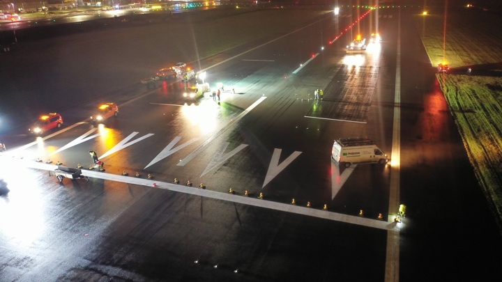 Пассажир устроил дебош в летевшем из Хургады в Таллин самолете