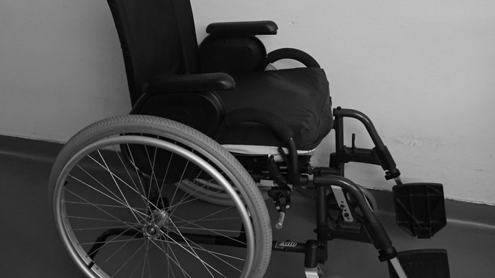 Инвалида-колясочника не пустили в троллейбус в Крыму