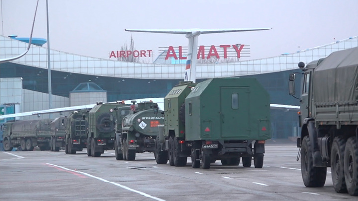 В Казахстан прибыли новые военно-транспортные самолеты