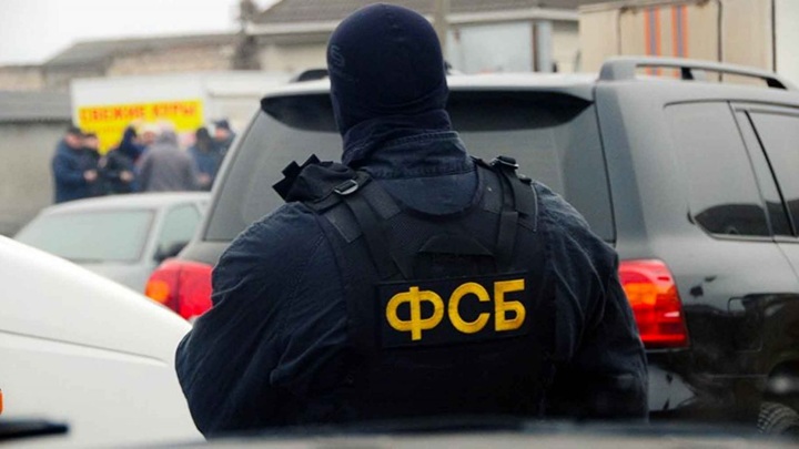 Рассылавший сообщения о "терактах" школьник задержан в Крыму