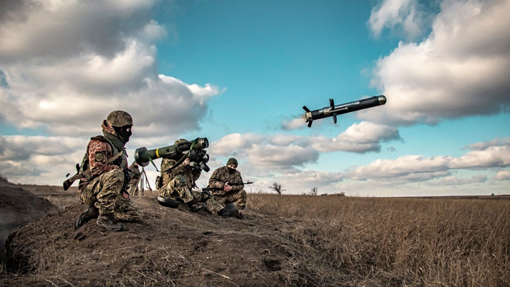 Песков: напряженность на границе с Украиной – высока и чрезвычайно опасна