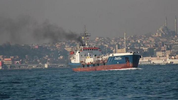После пожара на танкере в Черном море организовали доследственную проверку