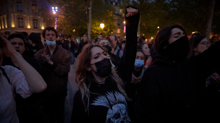 Протесты во Франции: на улицы Марселя вышли сотни человек