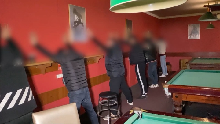 Калининградская полиция пришла в клуб, где распространялись наркотики