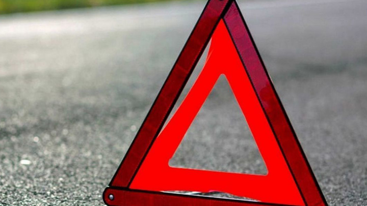 В ДТП с перевернувшимся автомобилем в Смоленской области пострадал человек