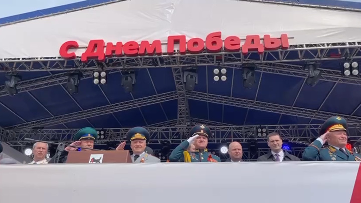 Торжественное шествие в честь Дня Победы состоялось в Иркутске