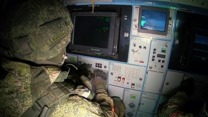 Опубликовано видео боевой работы расчетов ЗРК "Тор" на Украине