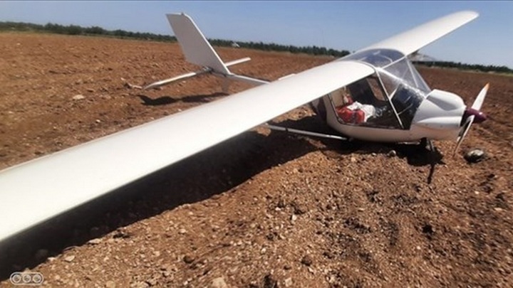 Два легких самолета столкнулись в небе на юге Италии