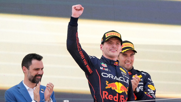 Победа Ферстаппена вывела его и Red Bull в лидеры "Формулы-1"