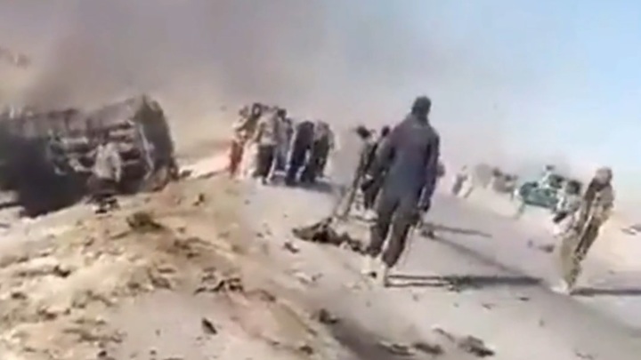 Видео нападения террористов на сити. Подрыв террориста смертника.