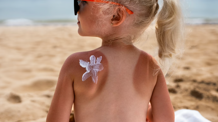 Как солнцезащитный крем помогает от рака